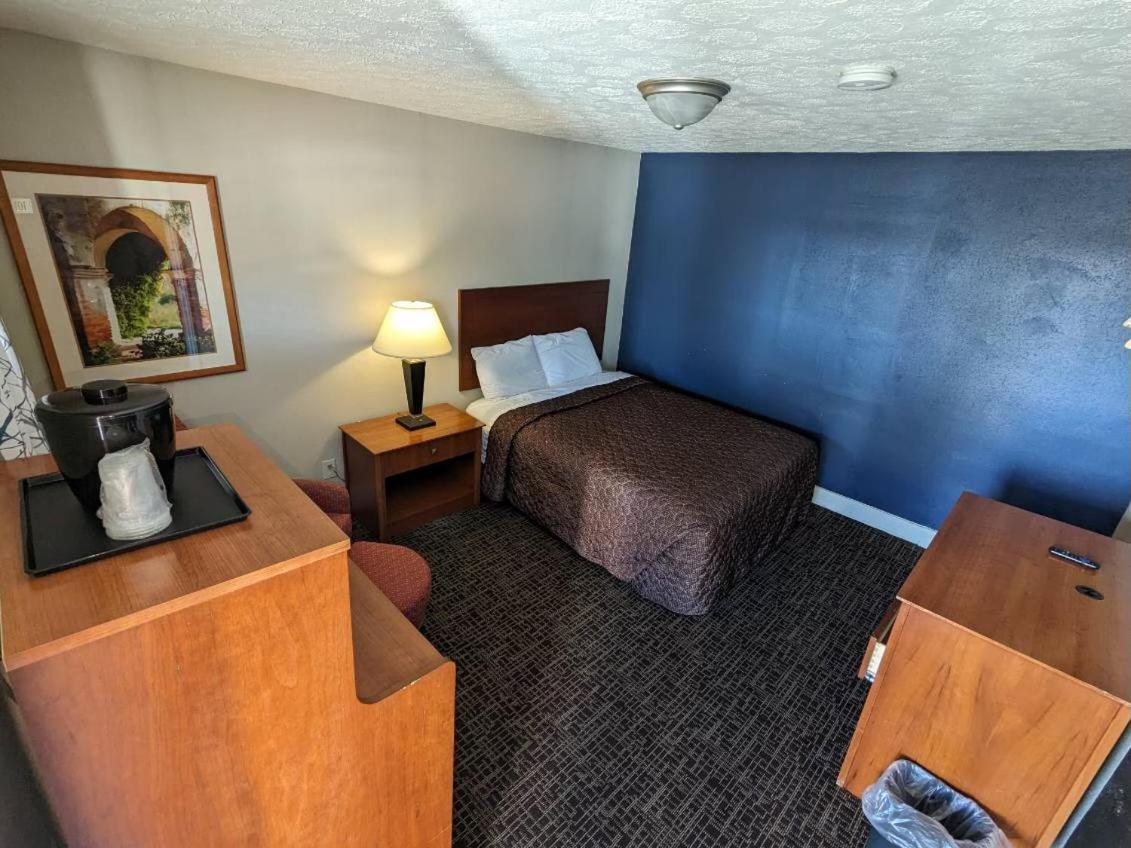 Bea'S Parkway Inn Mount Airy Eksteriør billede
